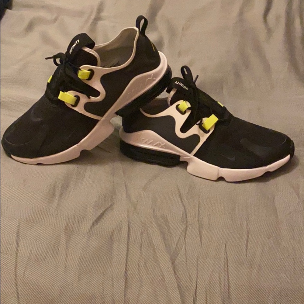 Men’s Nike Air Max Infinity